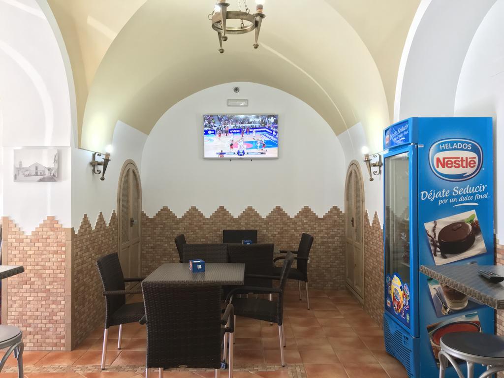 Hostal Los Encinares Villanueva de Córdoba Екстериор снимка
