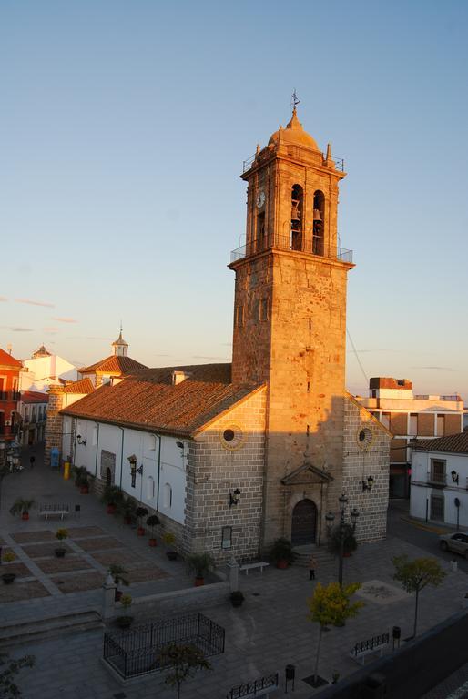 Hostal Los Encinares Villanueva de Córdoba Екстериор снимка