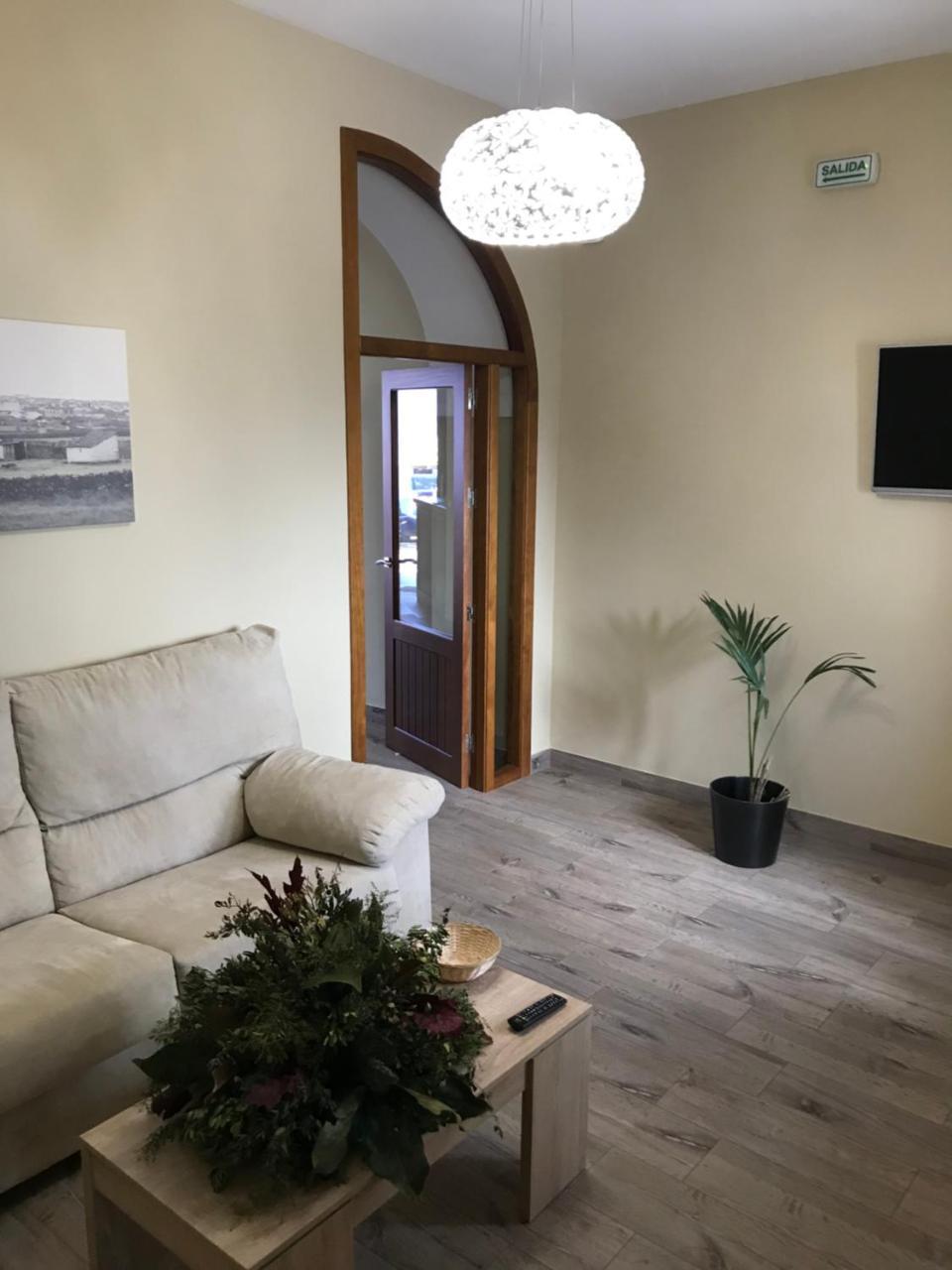 Hostal Los Encinares Villanueva de Córdoba Екстериор снимка
