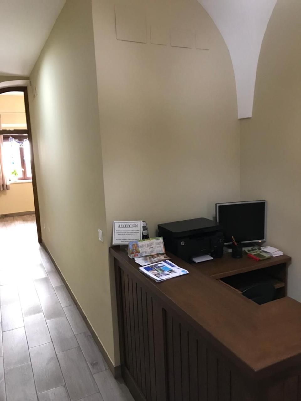 Hostal Los Encinares Villanueva de Córdoba Екстериор снимка